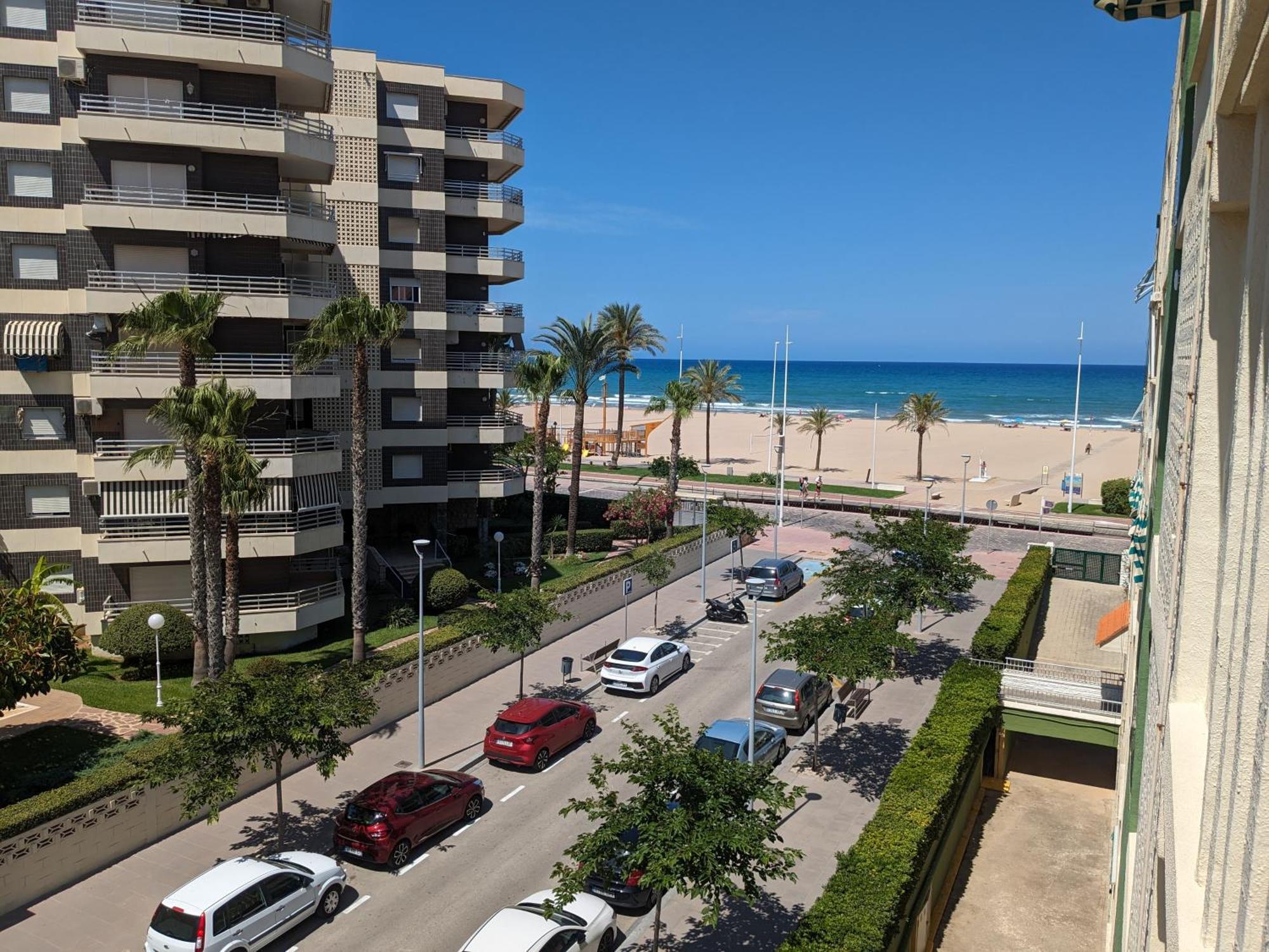 Apartment Juncos - 50m Playa - Solo Familias - Parking Gratuito