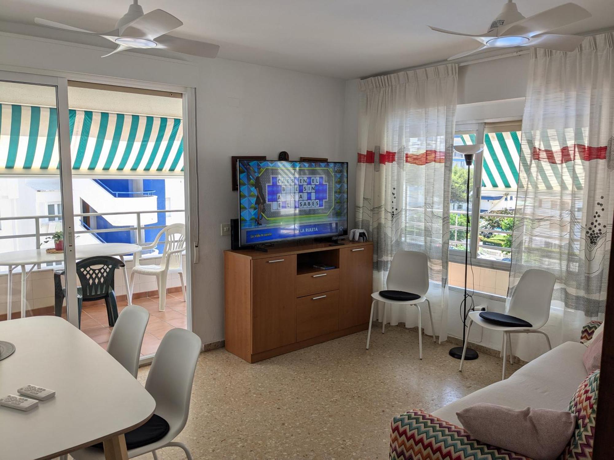 Juncos - 50m Playa - Solo Familias - Parking Gratuito - Wifi - Tv 55